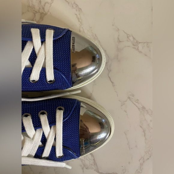 Miu Miu blue canvas metal cap-toe sneakers. - Picture 5 of 5